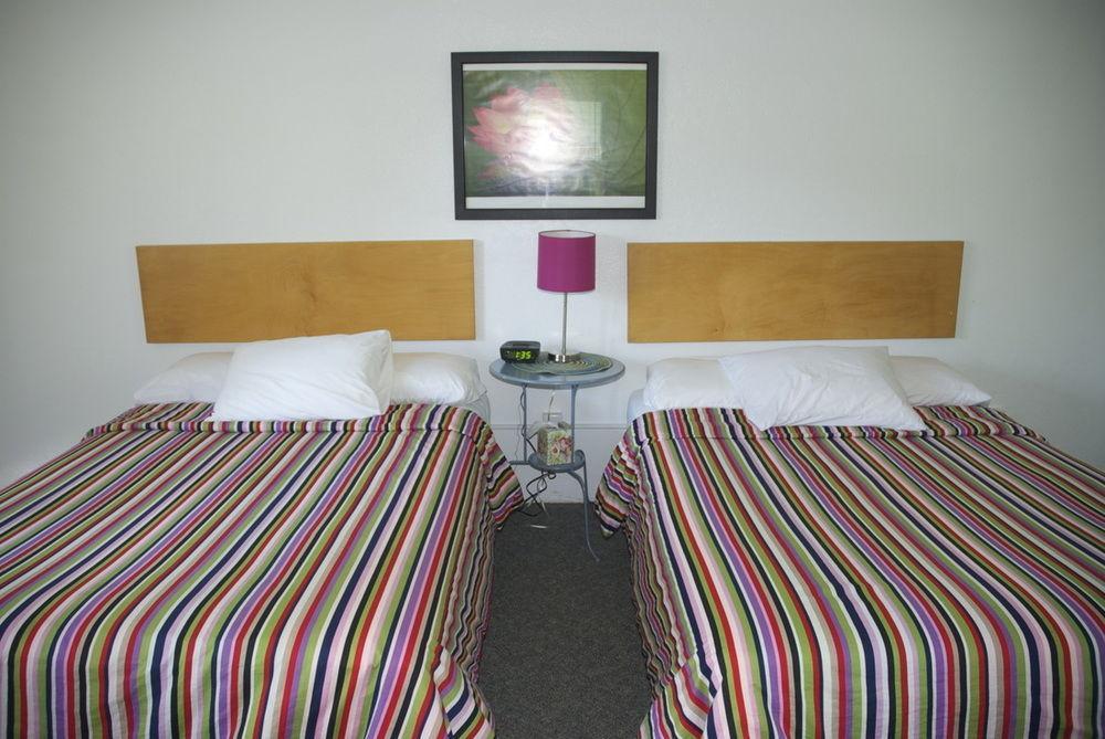 The Easterner Motel Southampton Εξωτερικό φωτογραφία